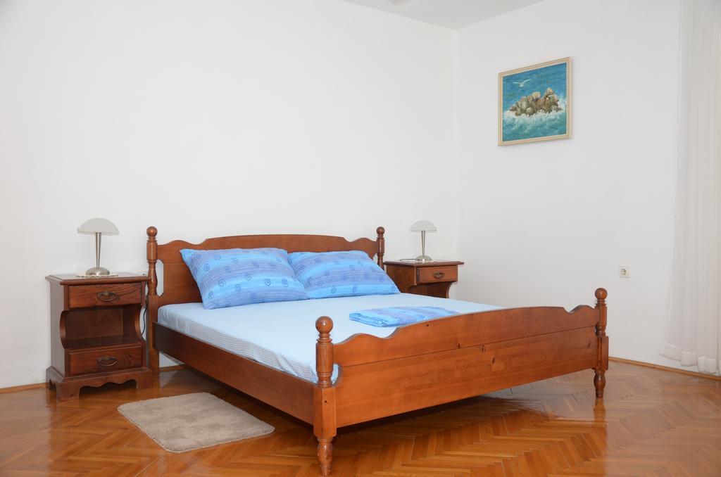 Apartments Nikola Senj  Exterior foto