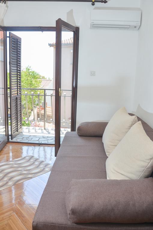 Apartments Nikola Senj  Exterior foto